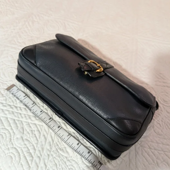 GUCCI Rare Vintage Shoulder Bag Crossbody Boar Skin Gold Hardware Leather Unisex - Picture 6 of 15